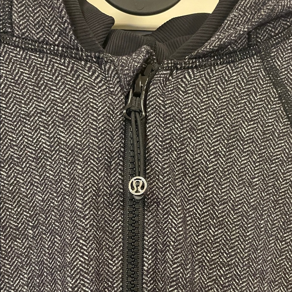 lululemon athletica Black and Gray Utility Jacket - Picture 2 of 8